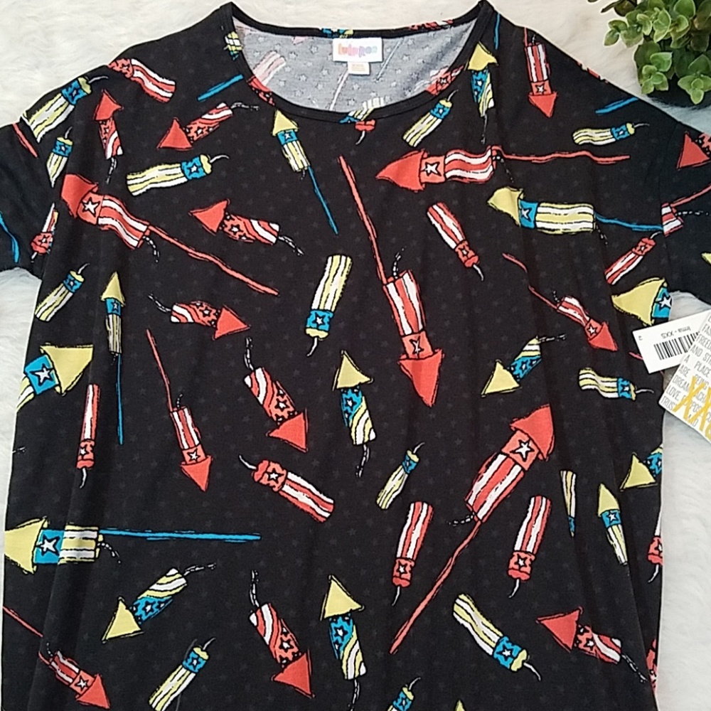 LuLaRoe Irma top